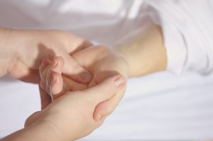 Hand Massage Heilpraktikerin Eike Seibert